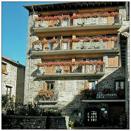 54c21578077f5525376f597a_hotel.jpg